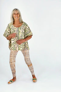 Green spots peach one size top